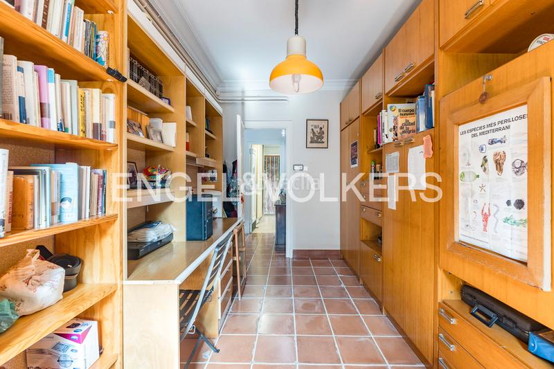 Foto d37c2a44-c829-4c45-a9d2-37a7de15a8fc. Casa exquisita residencia en vallcarcapenitents, gràcia, en Barcelona