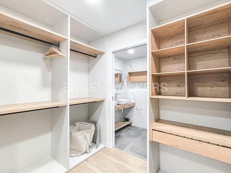 Foto 2b50ec03-b97b-4e83-9d8c-9f41f33c9ab4. Location duplex avec chauffage dans La Salut Barcelona