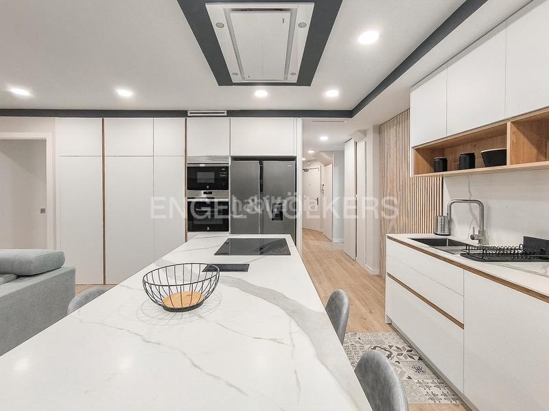 Foto 37aa75f7-74a0-4cea-b839-7e17bcf87f63. Location duplex avec chauffage dans La Salut Barcelona
