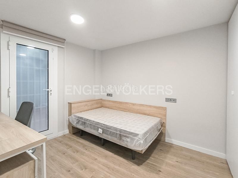 Foto b927ab29-559a-4e19-b03a-e11eef87cce7. Location duplex avec chauffage dans La Salut Barcelona