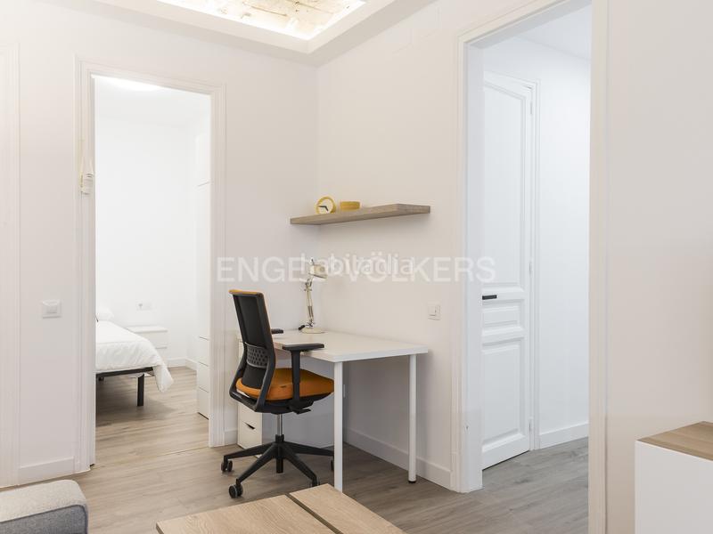 Foto 316b6431-3bfa-4432-83f3-792f227d2021. Miete appartement mit heizung in El Poble Sec - Parc de Montjuïc Barcelona