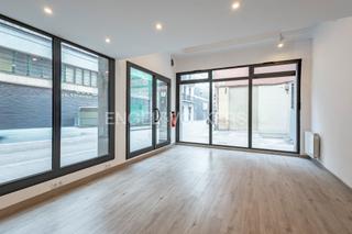 Miete Appartement in Vila de Gràcia. Apaartamento loft y local en planta baja en gracia