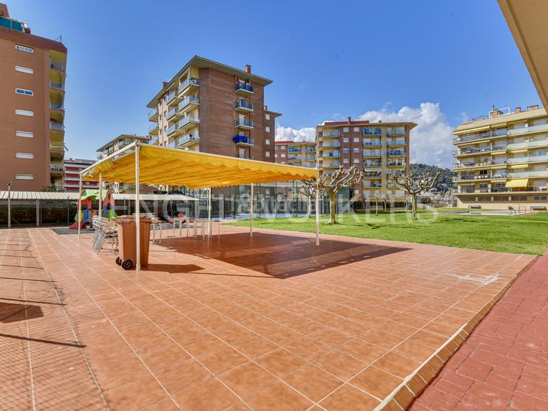 Foto cd97e4b7-7f23-4ef1-9fe4-4e6eceb3abf4. Affitto piccolo appartamento con riscaldamento parcheggio piscina in Malgrat de Mar