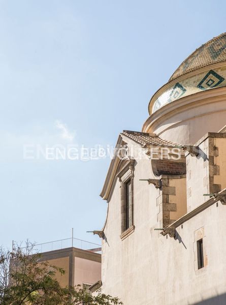 Foto 03ae4cdb-4baf-41d8-a683-1a95a9376a41. Pis amb calefacció a Raval Barcelona