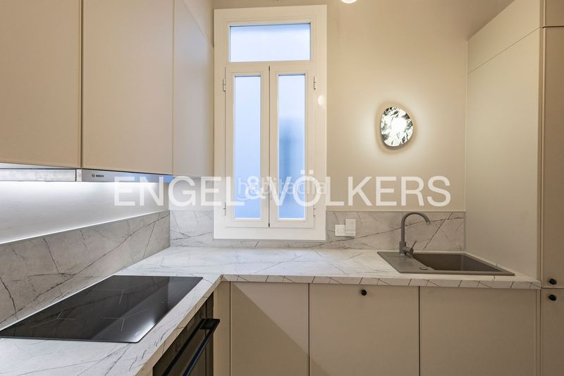 Foto 0eb97dcc-7531-41e9-ae20-158e210d4c89. Pis amb calefacció a Raval Barcelona