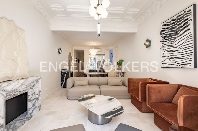 Foto 337d5c63-6982-42d5-8bc2-64e6b36f41c9. Pis amb calefacció a Raval Barcelona