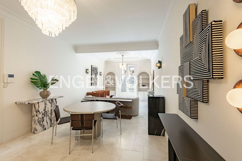 Foto d4a6e069-24d4-4050-acb6-f01cc89c131e. Pis amb calefacció a Raval Barcelona