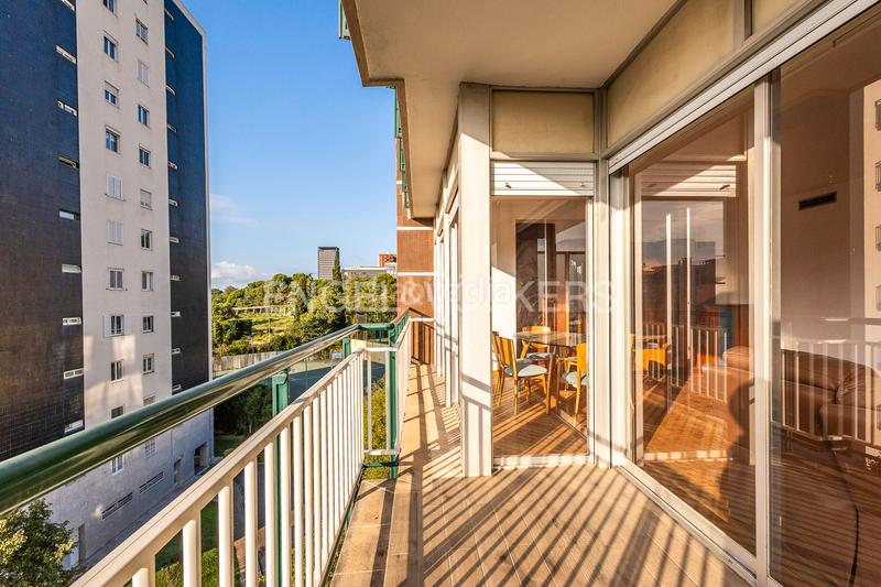 Foto b9af5e69-761a-4353-9652-4eb11cb8dd9e. Lloguer apartament amb calefacció aparcament a Pedralbes Barcelona