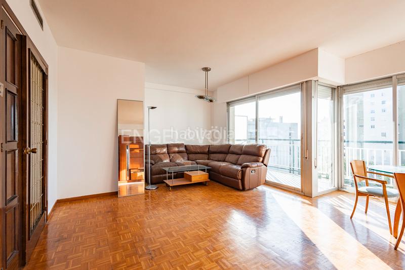 Foto 49122e56-810e-4944-8210-3508954150e4. Location appartement avec chauffage parking dans Pedralbes Barcelona