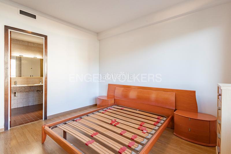 Foto 9c683794-d081-44bb-ab8f-6fb3eebc403f. Rent apartment with heating parking in Pedralbes Barcelona
