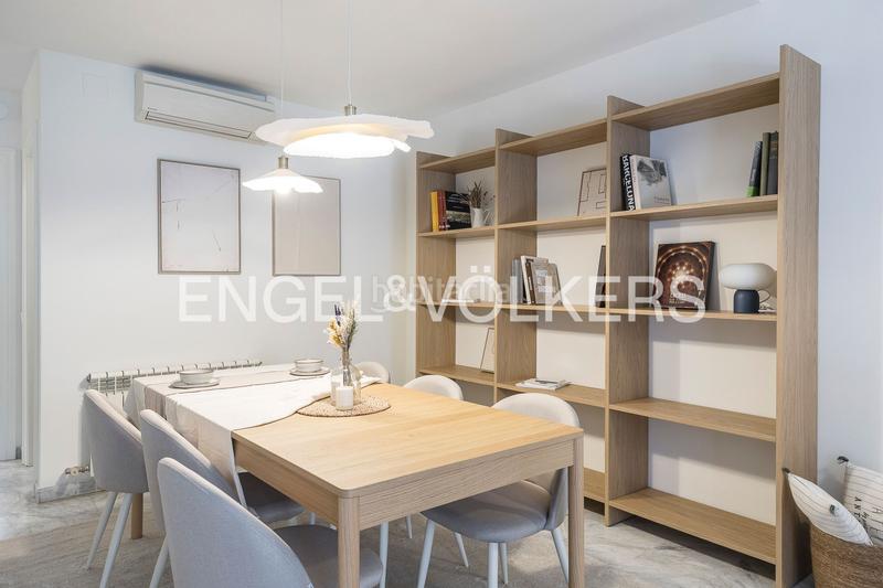 Foto 4259c16e-5997-4ec5-b6c2-aad7e1e4bd5a. Affitto casa a schiera con riscaldamento parcheggio in Barcelona