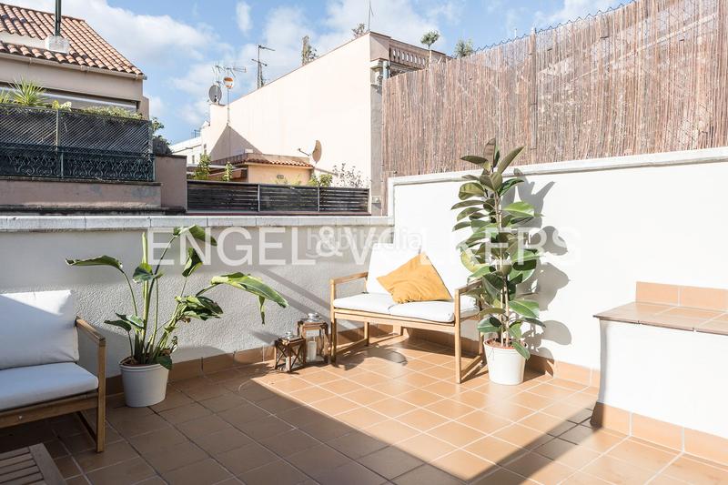 Foto b59c7fa9-98f8-46c9-b98a-dce75cce4610. Affitto casa a schiera con riscaldamento parcheggio in Barcelona