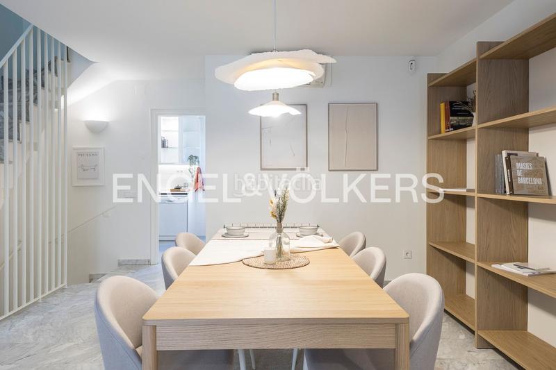 Foto cc28c1a3-f9ec-462c-9f46-2760921fb83a. Affitto casa a schiera con riscaldamento parcheggio in Barcelona