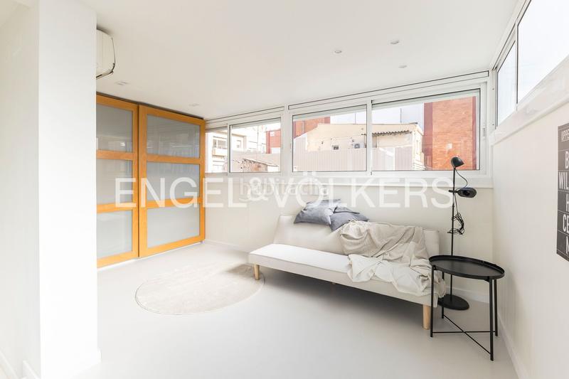 Foto 03f9aca8-d4de-45db-97ac-9a74a07fe22c. Alquiler casa adosada exclusiva vivienda de temporada en gràcia con terraza en Barcelona
