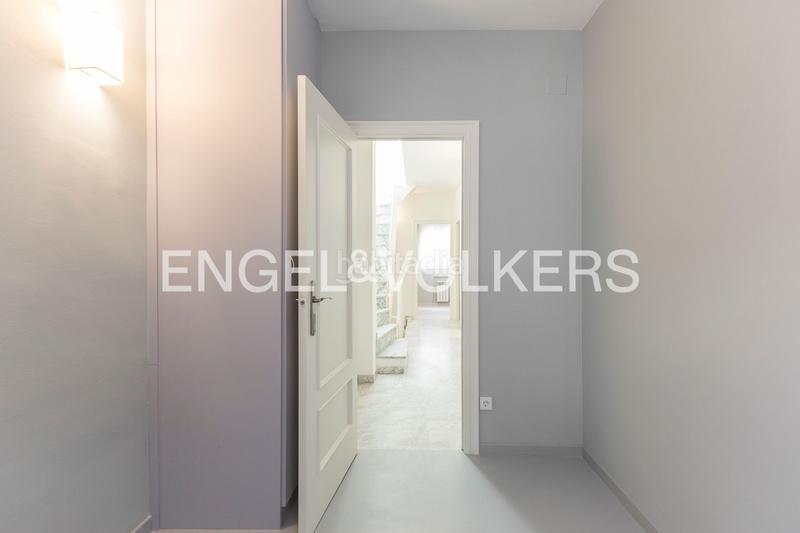 Foto 64036ac3-7774-4e10-b526-d846ebe957fd. Alquiler casa adosada exclusiva vivienda de temporada en gràcia con terraza en Barcelona