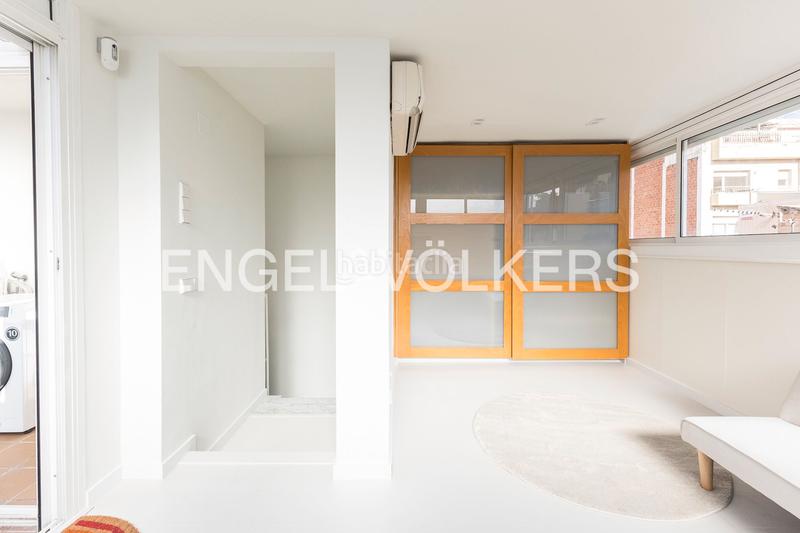 Foto 3e2ee221-5112-4698-8b03-87e062ec2528. Lloguer casa adossada amb calefacció aparcament a Barcelona