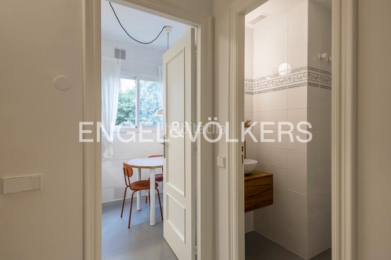 Foto 593431af-1cf8-49f9-8132-e7418626eaad. Rent semi detached house with heating parking in Vila de Gràcia Barcelona