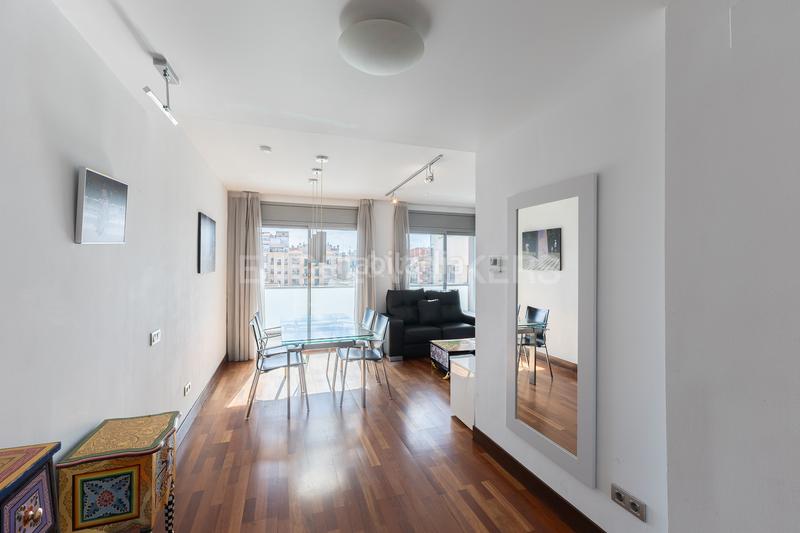 Foto 0fd3cd4e-edc1-4cb2-a9ec-112f8e6222da. Appartement avec chauffage parking dans Sagrada Família Barcelona