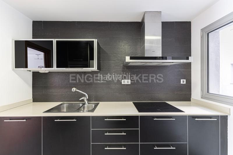 Foto 1d9cbd4a-148d-4055-8c58-af8bf235c724. Appartement avec chauffage parking dans Sagrada Família Barcelona