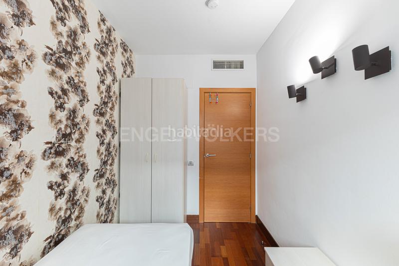 Foto 60444b11-c57a-43c0-932e-016f7cc15569. Appartement avec chauffage parking dans Sagrada Família Barcelona