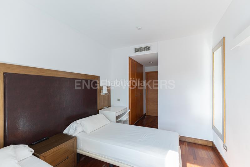 Foto f49627a1-1fb5-4f7e-8331-72a93eaa0ba6. Appartement avec chauffage parking dans Sagrada Família Barcelona