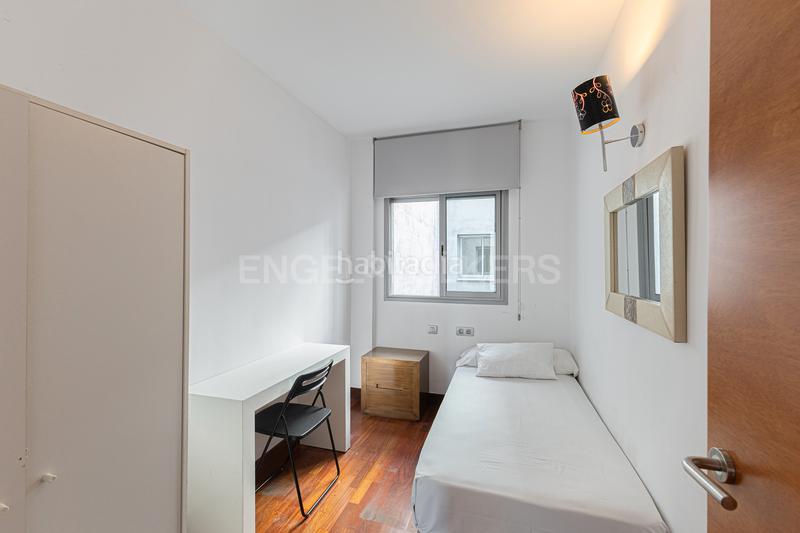 Foto ffdf5b00-4565-47f0-92b9-67282ca40aca. Appartement avec chauffage parking dans Sagrada Família Barcelona