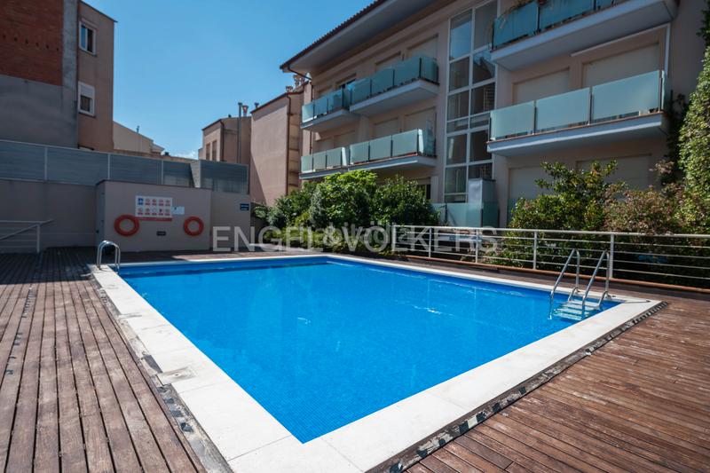Foto 332df89d-fb04-45a8-875f-dd1d4b6d3300. Affitto piccolo appartamento con riscaldamento parcheggio piscina in Sant Cugat del Vallès