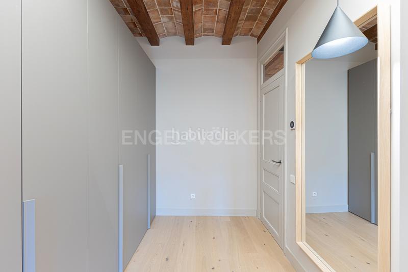 Foto 09d7e8cf-1738-4f6f-8093-41f0f295c435. Appartement mit heizung in Sant Antoni Barcelona