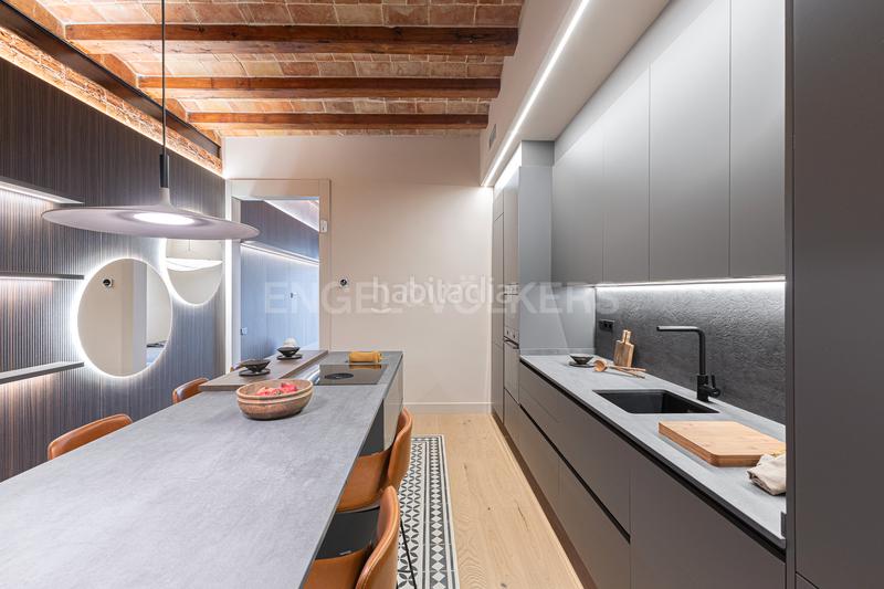 Foto 1e37d11c-574e-40ea-8dc5-258803b8c6b7. Appartement mit heizung in Sant Antoni Barcelona