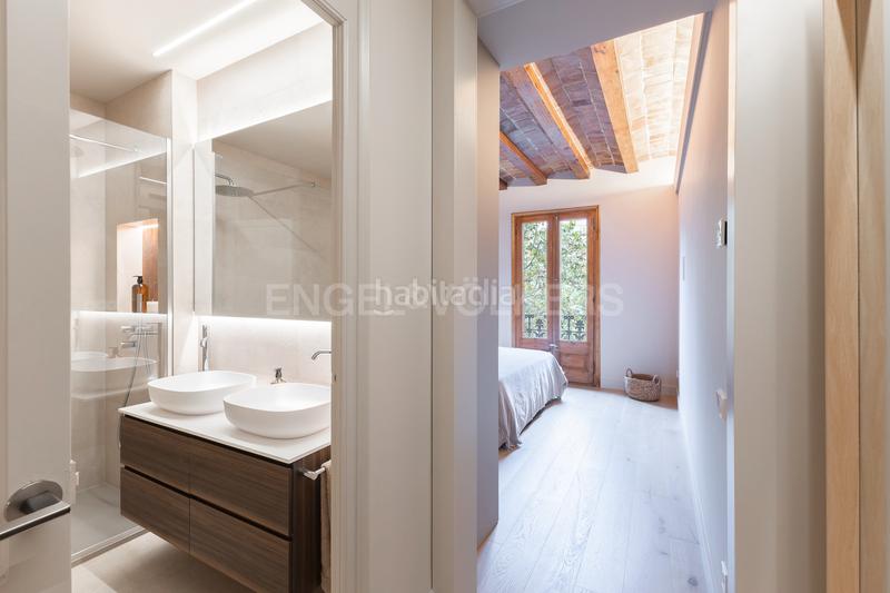 Foto 29d6bee2-7ace-4c8d-b22c-1ad366ef5463. Appartement mit heizung in Sant Antoni Barcelona