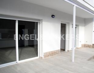 Miete Appartement in Canyelles. Planta baja en vinyet
