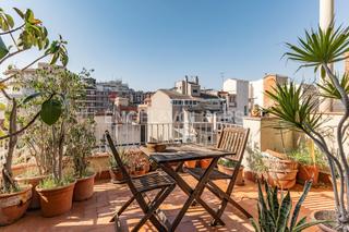 Àtic a Sant Gervasi - Bonanova. Soleado sobreático con terraza y grandes posibilidades en balmes
