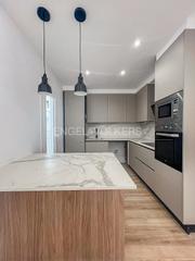 Apartamento en St. Pere - Sta. Caterina - El Born. Increible piso reformado a estrenar