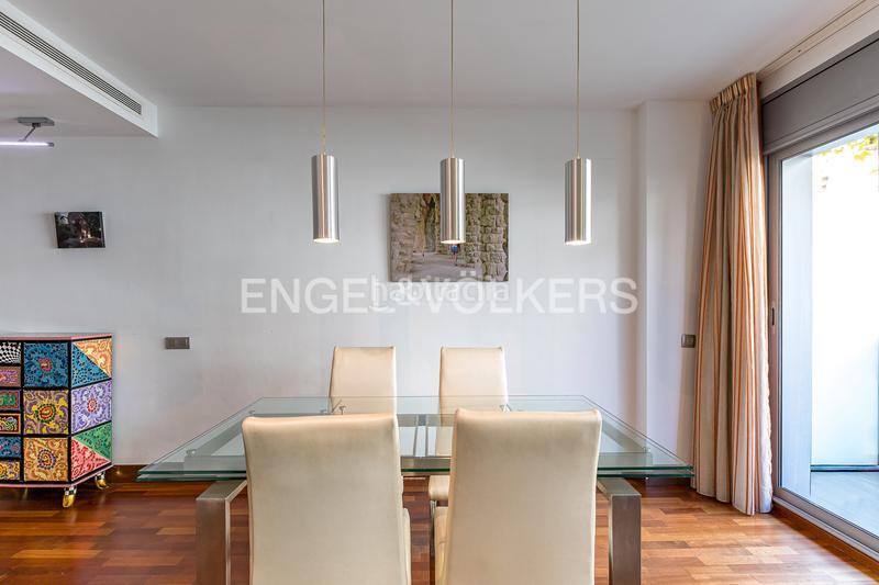 Foto 08a6bb06-6a91-4de3-a362-fa3b690dfc65. Appartement avec chauffage parking dans Sagrada Família Barcelona