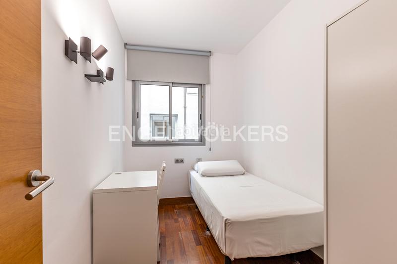 Foto 0a6b27cc-6096-428a-aee3-aa35e73bc1f1. Appartement avec chauffage parking dans Sagrada Família Barcelona