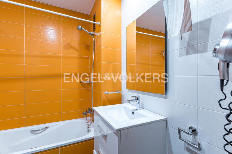 Foto 2f11f71d-9e19-46d3-a236-8c39ec8d4505. Appartement avec chauffage parking dans Sagrada Família Barcelona