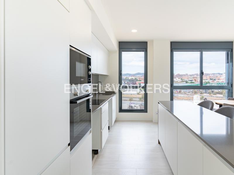 Foto 4ecd2d75-b36b-4472-ad58-4d46bb0ea299. Location appartement avec chauffage parking piscine dans Badalona