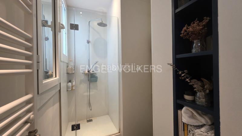 Foto 4656943a-e4fc-406a-8d38-67339fb6452d. Piccolo appartamento con riscaldamento in El Camp d´en Grassot i Gràcia Nova Barcelona