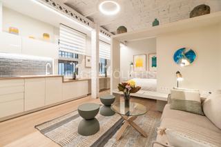 Rent Apartment in St. Pere - Sta. Caterina - El Born. Maravilloso loft de diseño de alquiler temporal en plaza urquina