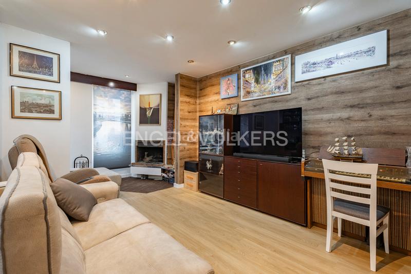 Foto f260de64-c6f2-4803-ad39-e70843d9f1b8. Appartement mit heizung in bases de Manresa - carretera de santpedor Manresa