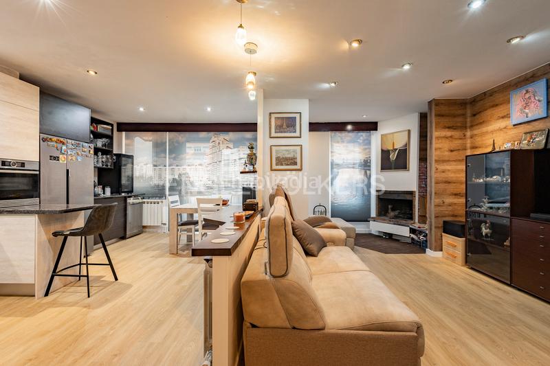 Foto fec4e31b-3ae1-4eeb-ba39-673d20c5d14a. Appartement mit heizung in bases de Manresa - carretera de santpedor Manresa