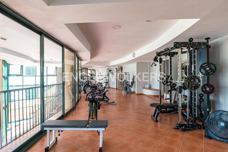 Foto 04f51e08-ad0f-45ba-a282-fb524ccfb7be. Dúplex amb calefacció aparcament piscina a Els Munts Torredembarra