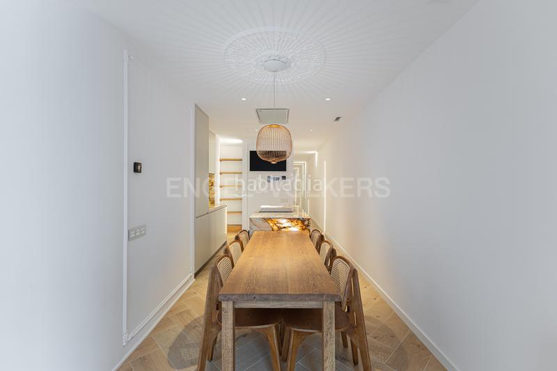 Foto 4866a6ff-9ae7-4325-ae8b-5216ad378278. Alquiler apartamento piso de lujo temporal en la esquerra del eixample en Barcelona