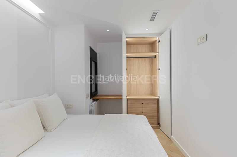 Foto 5138f22f-cdde-4683-a0d6-03202a2547b3. Alquiler apartamento piso de lujo temporal en la esquerra del eixample en Barcelona