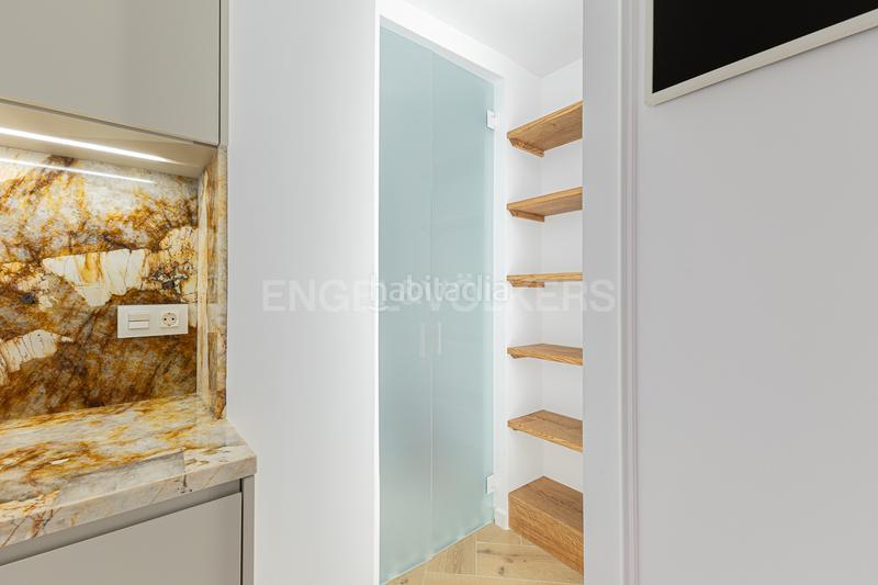 Foto 539df050-9a2f-4742-9c6b-72d37833f71d. Alquiler apartamento piso de lujo temporal en la esquerra del eixample en Barcelona