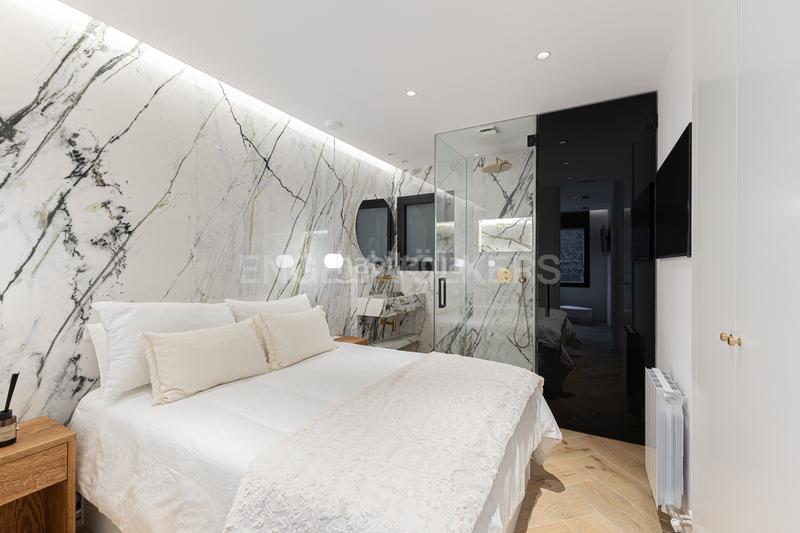 Foto 540f1949-206a-4e73-be08-80e80d99701c. Alquiler apartamento piso de lujo temporal en la esquerra del eixample en Barcelona