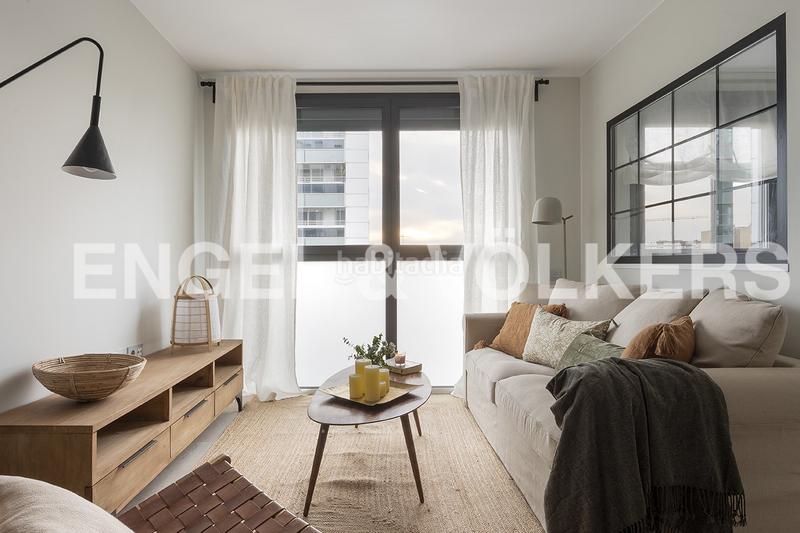 Foto 352cee1e-3649-4bee-a1c2-7bfbc14d3ac6. Alquiler apartamento maravilloso piso temporal en poblenou en Barcelona