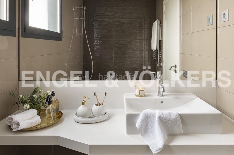 Foto 29e34a34-492a-408a-9d16-38fc26c6866f. Lloguer apartament amb calefacció aparcament piscina a Barcelona