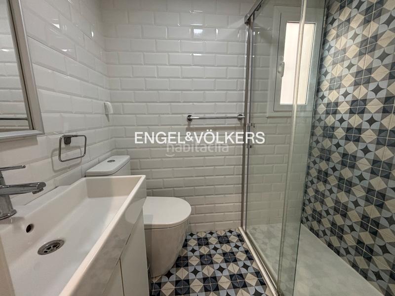 Foto 331e2f79-79ca-42a3-a372-f83767ce5b75. Alquiler apartamento precioso apartamento temporal a dos pasos del puerto en Barcelona