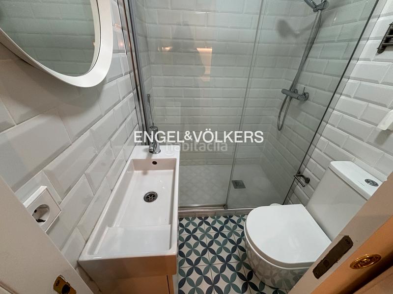 Foto 54dd1e61-fd0b-4dfd-a893-34e4e79e4074. Alquiler apartamento precioso apartamento temporal a dos pasos del puerto en Barcelona
